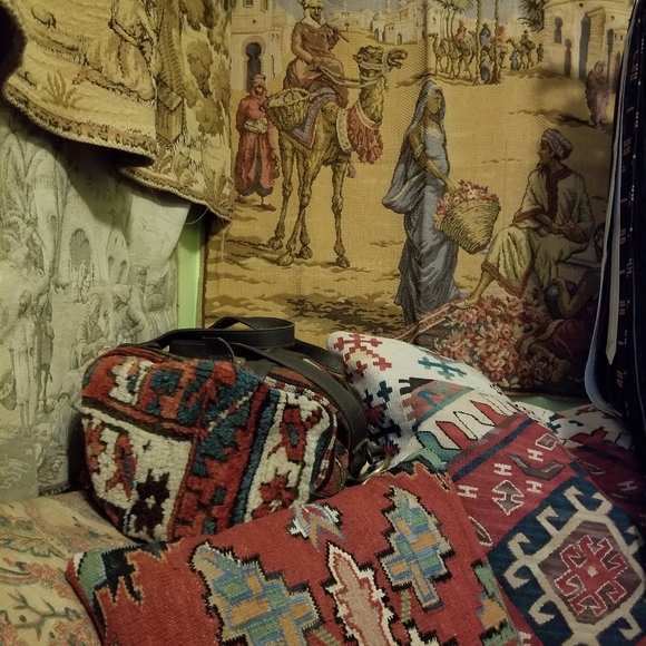 Meet your Posher, Cathryn - Picture 5 of 16